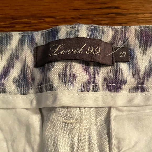Anthropologie - Level 99 Shorts - Picture 2 of 3